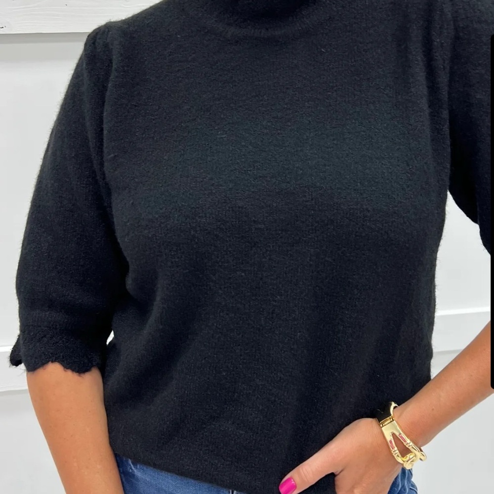 Vine & Love Elevate Scallop Sweater